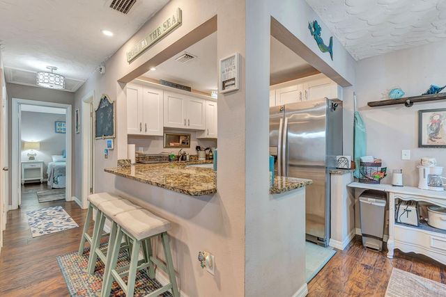 710 31ST STREET W, Bradenton, FL 34205