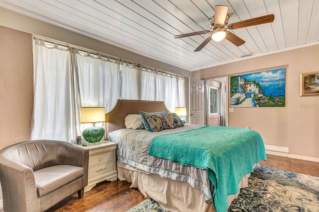 710 31ST STREET W, Bradenton, FL 34205