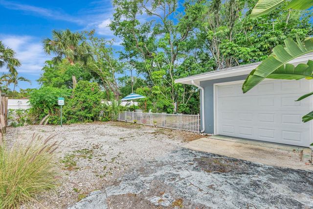 710 31ST STREET W, Bradenton, FL 34205