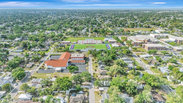 710 31ST STREET W, Bradenton, FL 34205