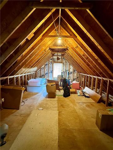 1290 Waterwood Drive, Loganville, GA 30052