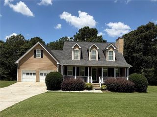 1290 Waterwood Drive, Loganville, GA 30052