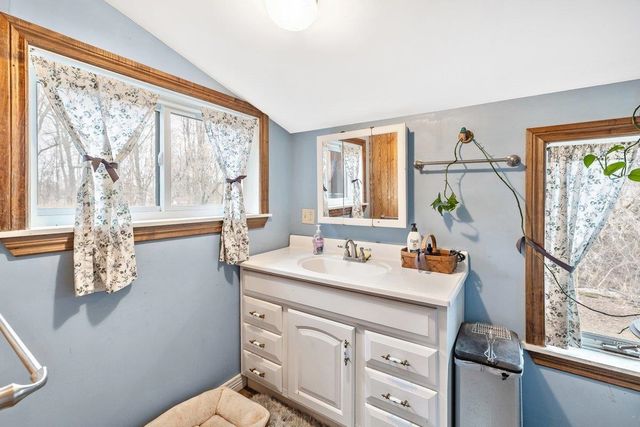 95 Center Bay Road, Alburgh, VT 05440