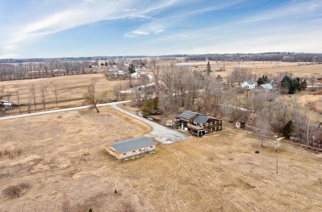 95 Center Bay Road, Alburgh, VT 05440