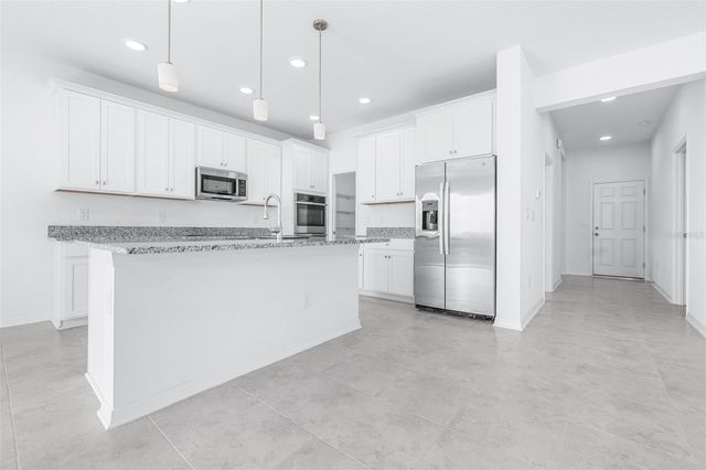 5246 CURRANT STREET, Lakeland, FL 33811