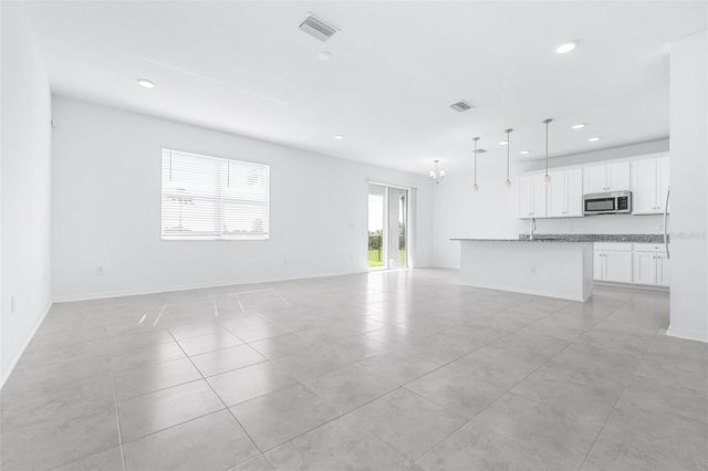 5246 CURRANT STREET, Lakeland, FL 33811