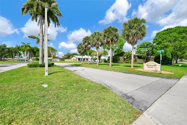 12438 SW 115th Terrace, Miami, FL 33186