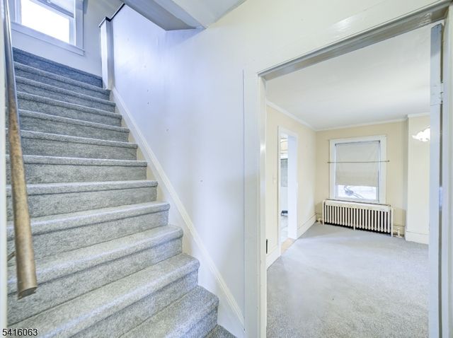 24 W Main St, Clinton Town, NJ 08809