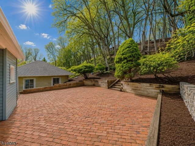 24 W Main St, Clinton Town, NJ 08809