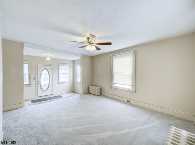 24 W Main St, Clinton Town, NJ 08809