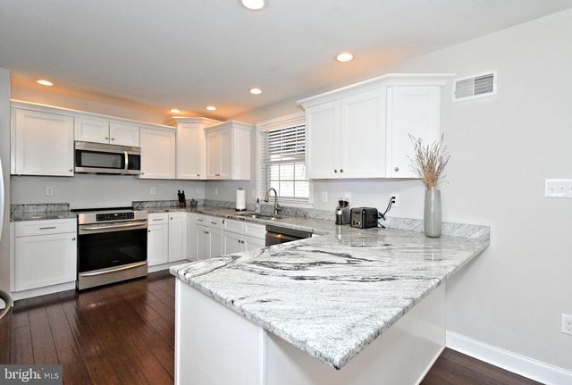 210 BECKER RD, North Wales, PA 19454