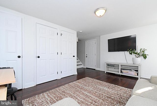 210 BECKER RD, North Wales, PA 19454