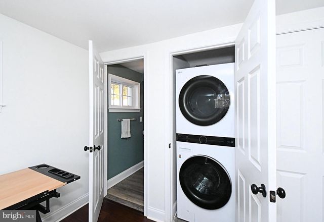 210 BECKER RD, North Wales, PA 19454