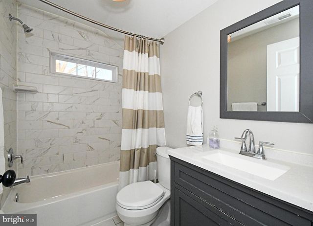 210 BECKER RD, North Wales, PA 19454