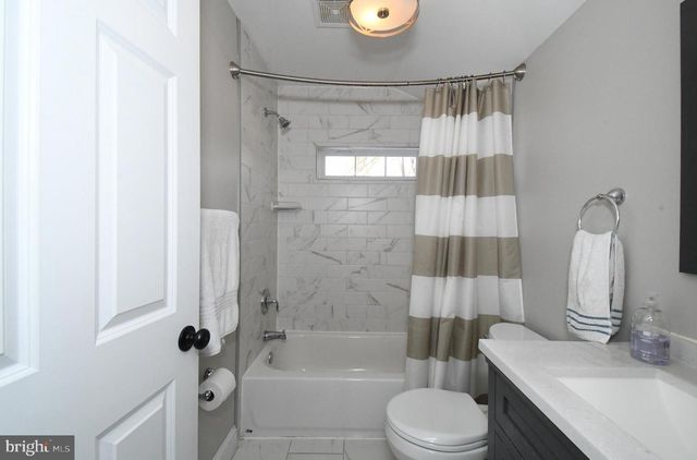 210 BECKER RD, North Wales, PA 19454