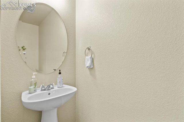 6605 Donahue Drive, Colorado Springs, CO 80923