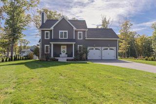 679 County St, Seekonk, MA 02771