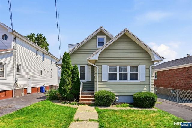 719 Teneyck Avenue, Lyndhurst, NJ 07071