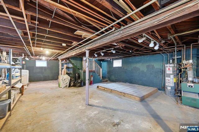 719 Teneyck Avenue, Lyndhurst, NJ 07071