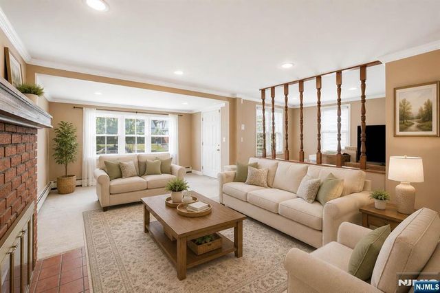 719 Teneyck Avenue, Lyndhurst, NJ 07071