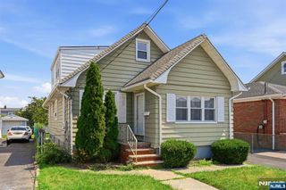 719 Teneyck Avenue, Lyndhurst, NJ 07071
