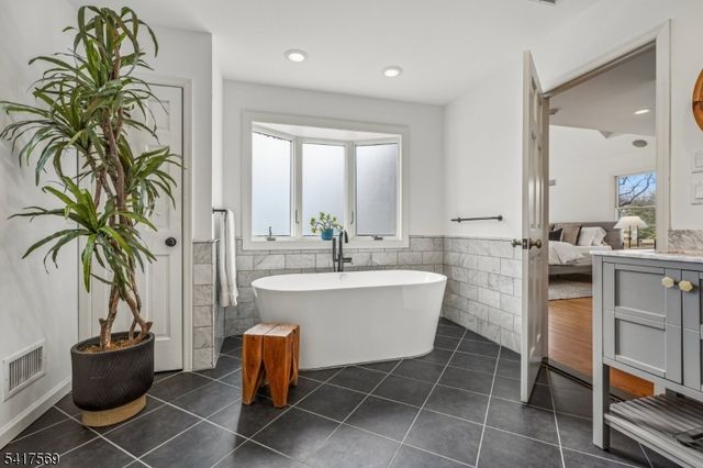 23 Mount Vernon Rd, Montclair Twp., NJ 07043