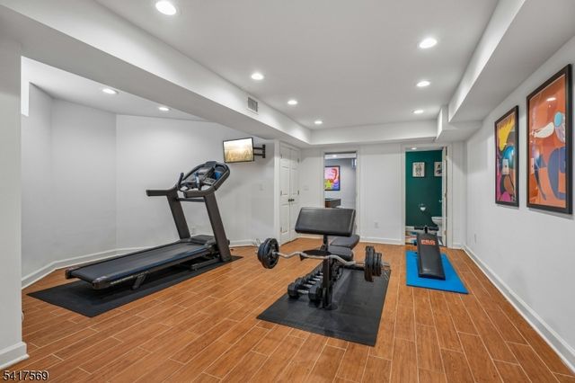 23 Mount Vernon Rd, Montclair Twp., NJ 07043