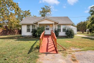 121 Cheek Sparger Road, Colleyville, TX 76034