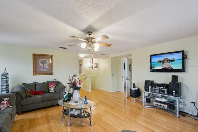 7506 FORDHAM CREEK LANE, Orlando, FL 32818