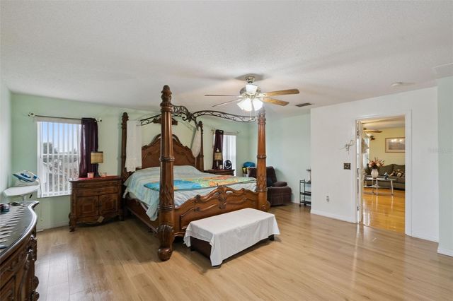 7506 FORDHAM CREEK LANE, Orlando, FL 32818
