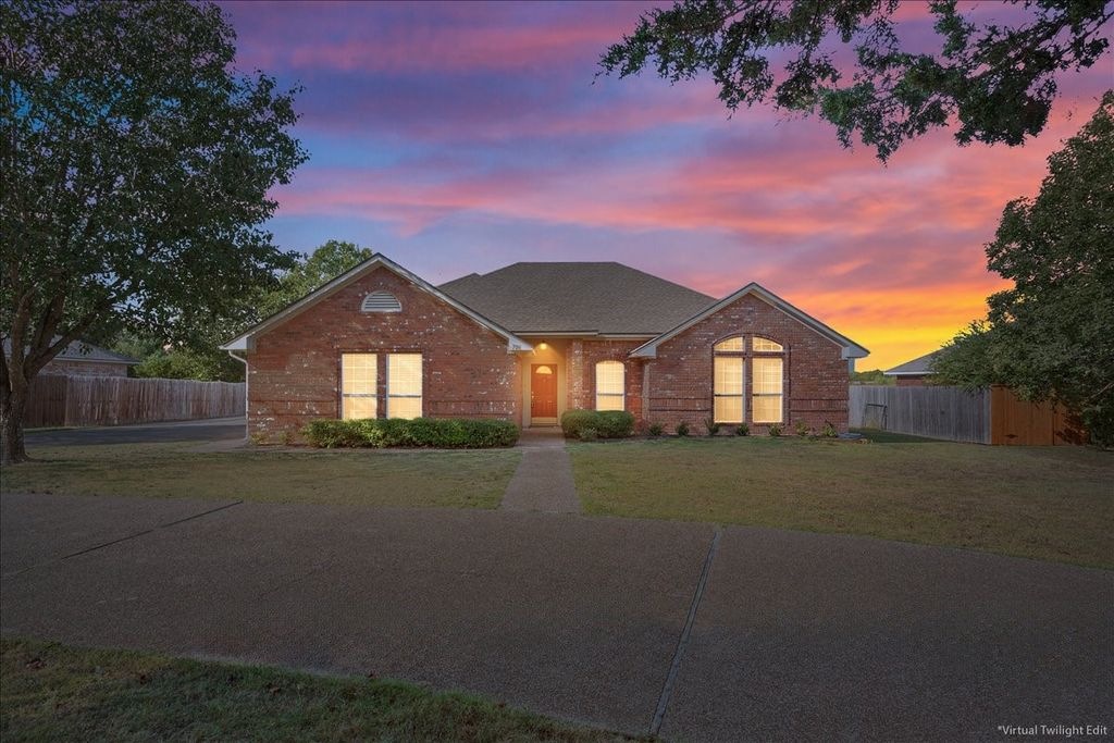 708 N Old Robinson Road, Robinson, TX 76706