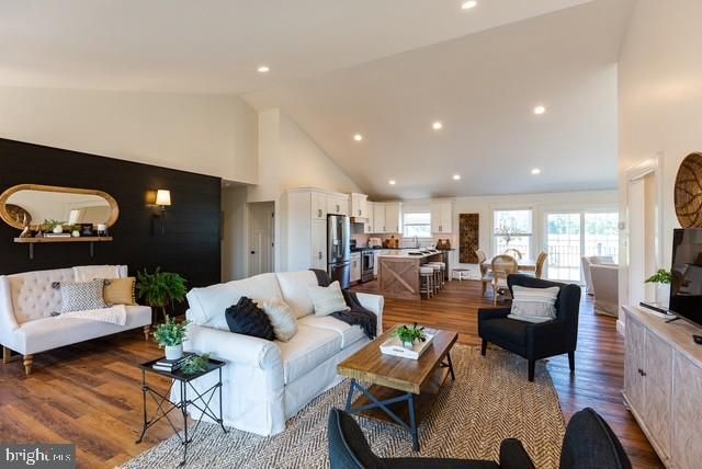 783 LITTLE ELK CREEK RD, Oxford, PA 19363