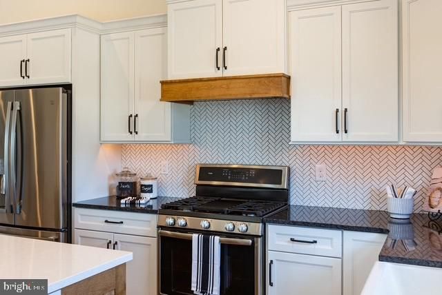 783 LITTLE ELK CREEK RD, Oxford, PA 19363
