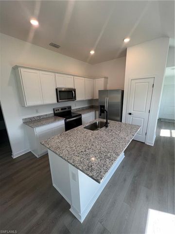 134 Zobora CIR, Fort Myers, FL 33913