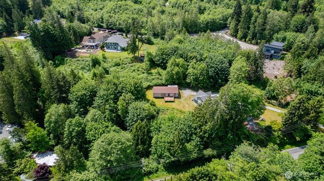 18206 W Big Lake Boulevard, Mount Vernon, WA 98274