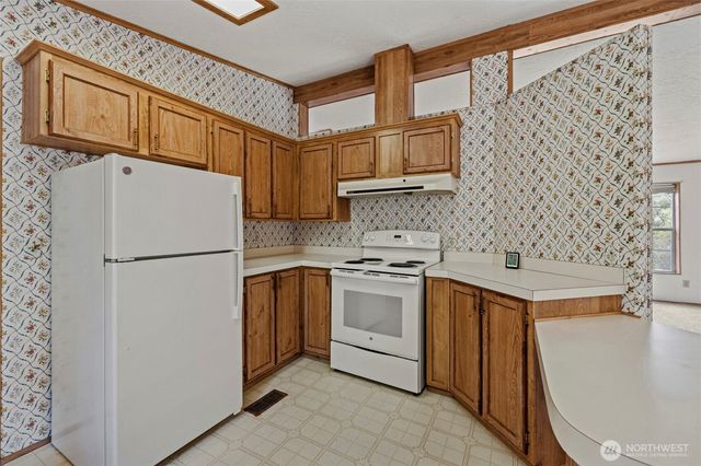 18206 W Big Lake Boulevard, Mount Vernon, WA 98274