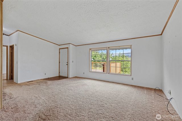 18206 W Big Lake Boulevard, Mount Vernon, WA 98274