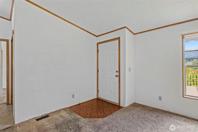 18206 W Big Lake Boulevard, Mount Vernon, WA 98274