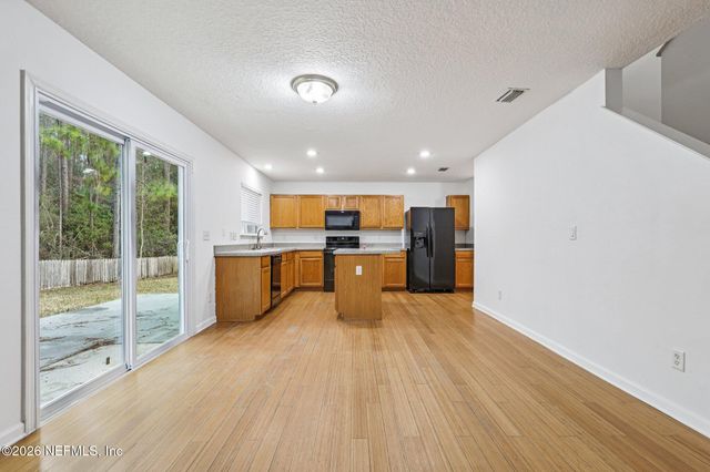 7222 BEEKMAN LAKE Drive S, Jacksonville, FL 32222