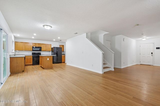 7222 BEEKMAN LAKE Drive S, Jacksonville, FL 32222