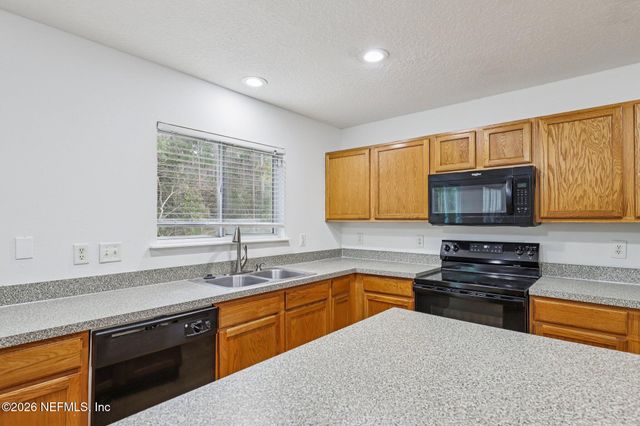 7222 BEEKMAN LAKE Drive S, Jacksonville, FL 32222