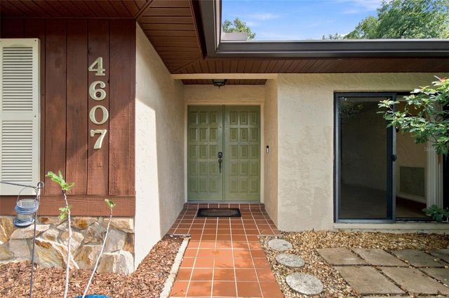 4607 CLOVERLAWN DRIVE, Tampa, FL 33624