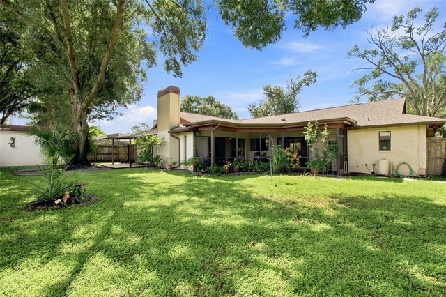4607 CLOVERLAWN DRIVE, Tampa, FL 33624