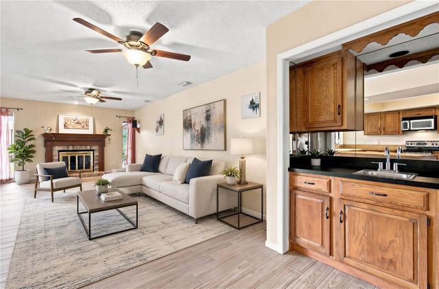 4607 CLOVERLAWN DRIVE, Tampa, FL 33624