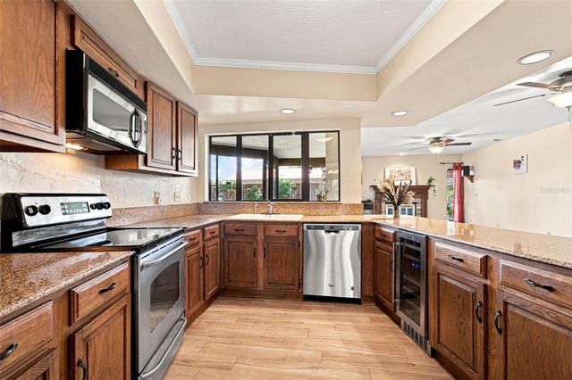 4607 CLOVERLAWN DRIVE, Tampa, FL 33624