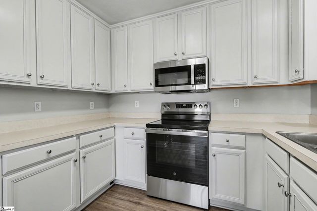 1 Long Pond Court, Greer, SC 29651