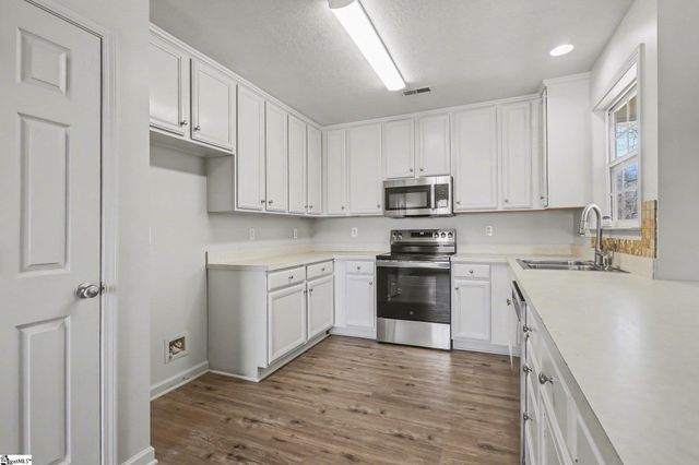 1 Long Pond Court, Greer, SC 29651