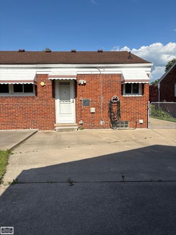 25625 Ronald Street, Roseville, MI 48066