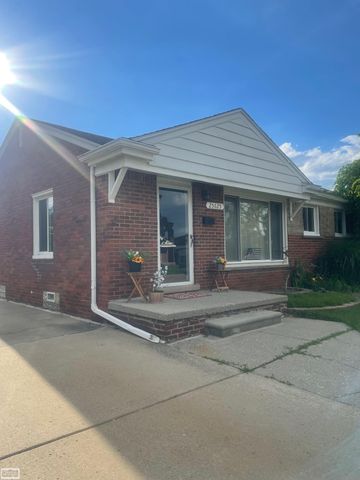 25625 Ronald Street, Roseville, MI 48066