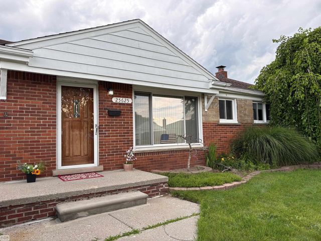 25625 Ronald Street, Roseville, MI 48066
